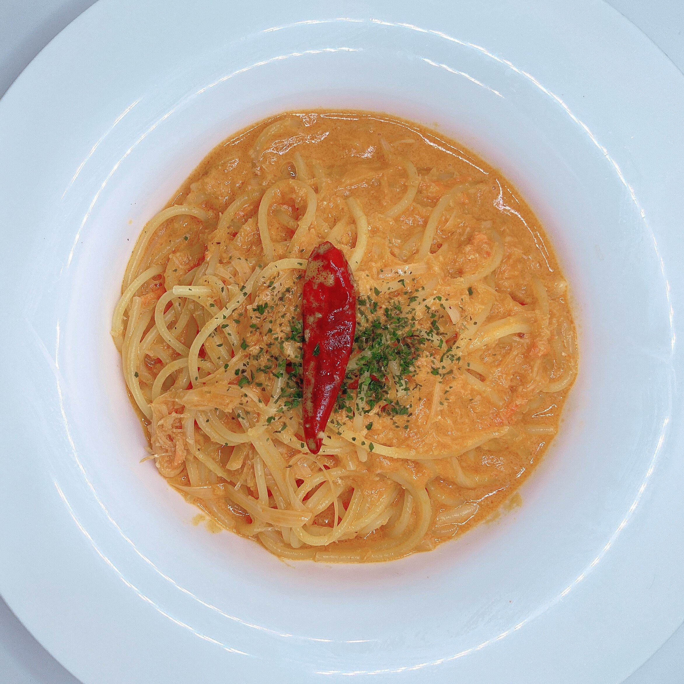 冬のパスタ『富山の冬の王様！ ズワイガニのトマトクリームスパゲッティ』